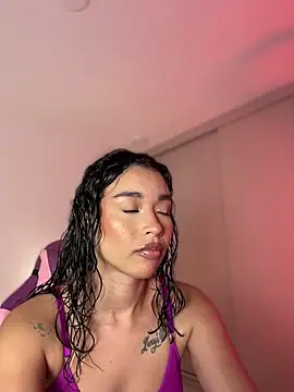 Hips hannah online show from February 27, 2026, 10:43 pm