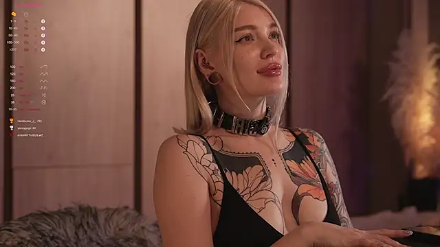 LinaKinky online show from March 5, 2025, 4:13 pm