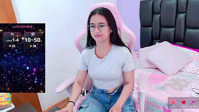 im-eliza online show from February 1, 2025, 11:43 am