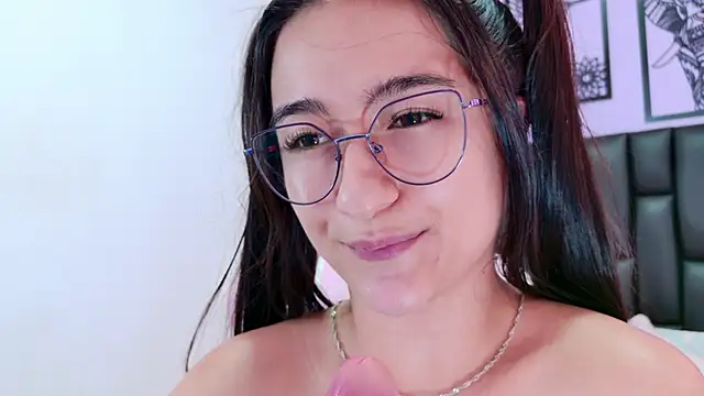 im-eliza online show from February 25, 2025, 11:44 pm