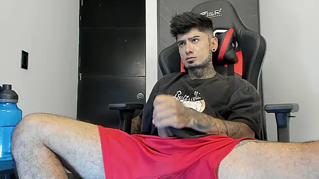 sergiio mesa27 online show from December 6, 2024, 3:55 pm