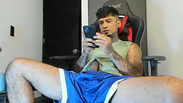 sergiio mesa27 online show from December 16, 2024, 1:54 pm