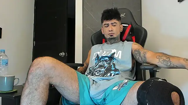 sergiio mesa27 online show from January 5, 2025, 2:52 pm