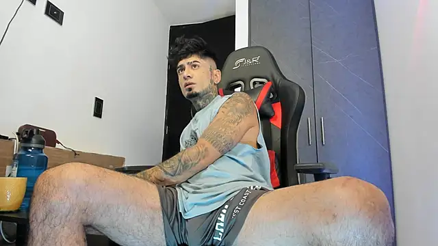 sergiio mesa27 online show from February 22, 2025, 11:35 pm