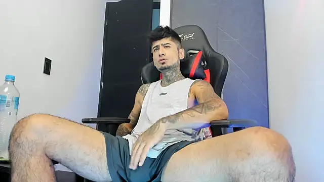 sergiio mesa27 online show from March 7, 2025, 2:23 pm