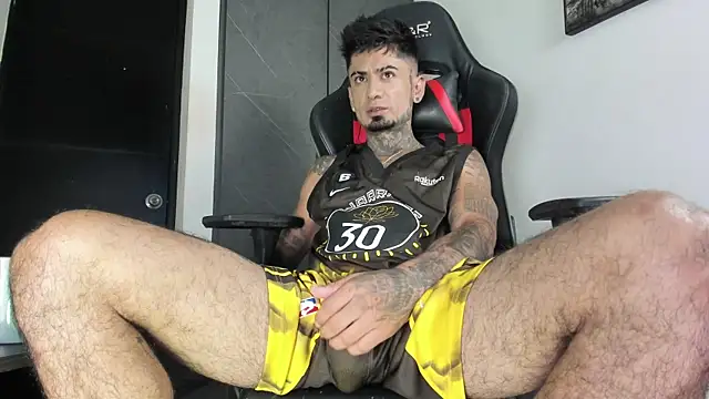 sergiio mesa27 online show from February 6, 2026, 1:03 pm