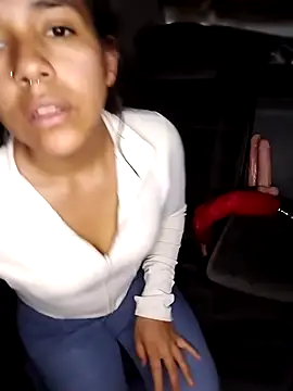 loveHoney02 online show from March 5, 2026, 8:38 pm