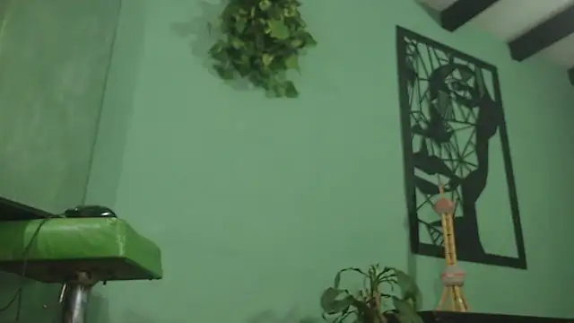 Snapshot of thirstymoonxx chatting on November 8, 2025, 3:07 am thirstymoonxx online show from November 8, 2025, 3:07 am