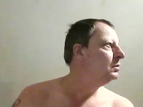 chubbybear2cum online show from December 16, 2024, 11:07 pm