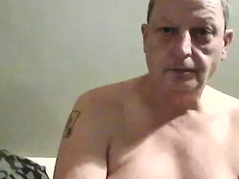 chubbybear2cum online show from December 26, 2024, 11:24 pm