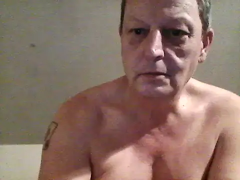 chubbybear2cum online show from February 4, 2025, 11:27 pm