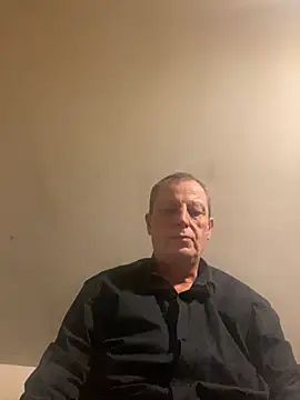 chubbybear2cum online show from September 24, 2025, 4:16 am