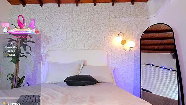 AlissPrince online show from February 24, 2025, 1:42 pm