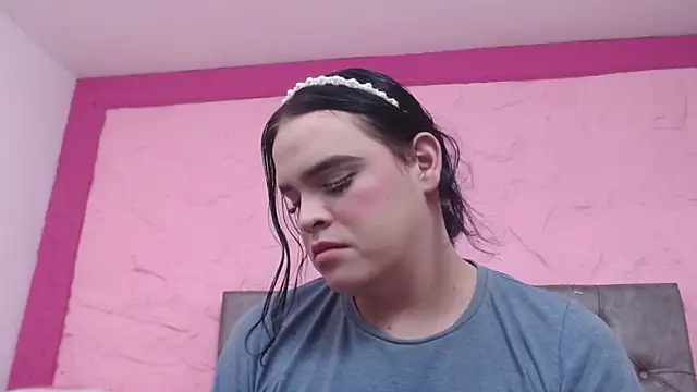 Snapshot of Pearl_Michelts chatting on June 6, 2026, 1:16 pm Pearl Michelts online show from June 6, 2026, 1:16 pm