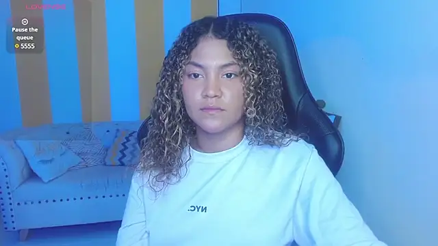 Cristal War online show from February 26, 2025, 11:26 pm