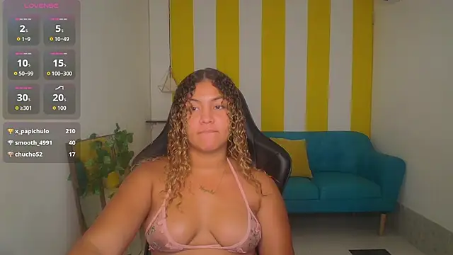 Cristal War online show from November 15, 2025, 11:32 pm