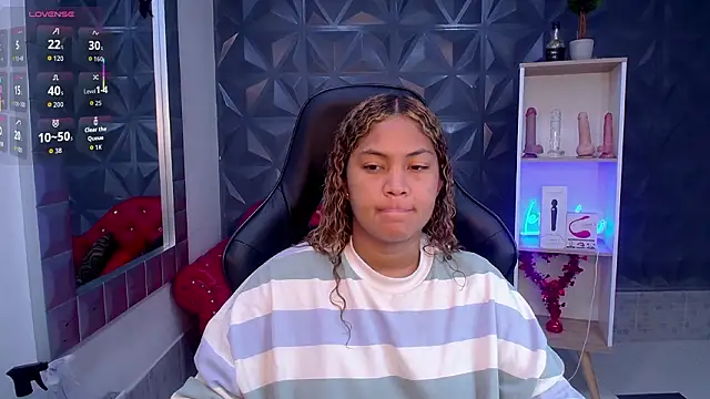 Cristal War online show from February 2, 2026, 10:41 pm