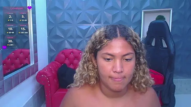 Cristal War online show from April 21, 2026, 2:51 am