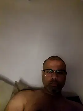 desi black cock online show from December 3, 2024, 8:27 am