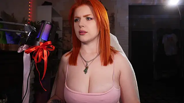 Chriss Fox online show from March 5, 2025, 3:18 pm