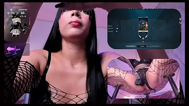 SweetieCloe  online show from April 21, 2026, 1:42 am