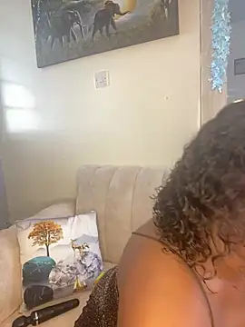 Naughty-sonia2 online show from March 13, 2025, 5:54 am