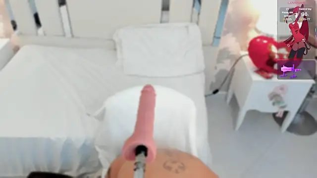 Miliaangeles online show from December 22, 2025, 11:40 am