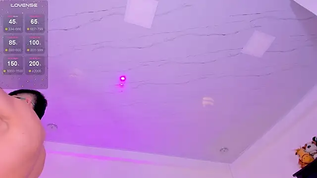 CodyTwink online show from April 22, 2026, 1:34 pm