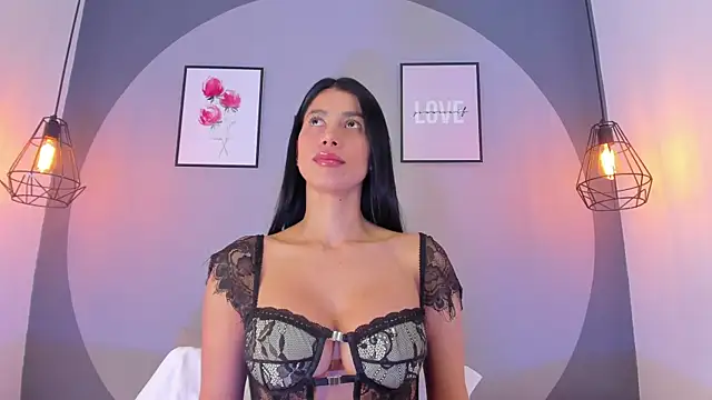 jasminehill  online show from February 17, 2025, 9:30 pm