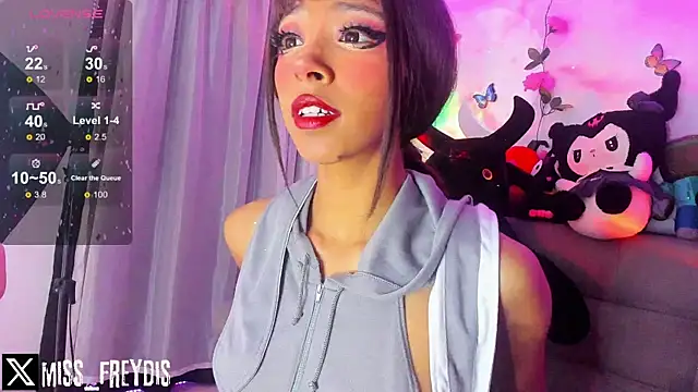 Miss freydis online show from December 9, 2024, 4:01 am