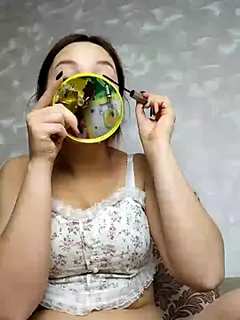  AnMiss  online show from December 21, 2024, 3:31 pm