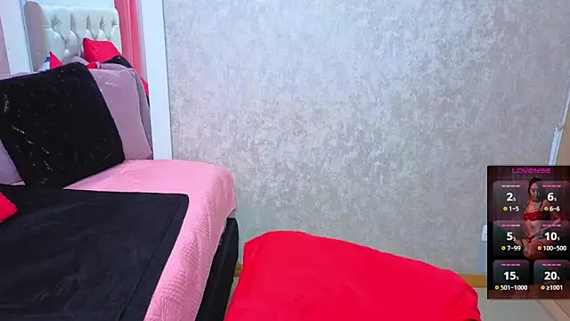 bianca milfsexy online show from March 27, 2026, 8:52 pm