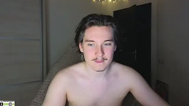 MoreRealAlex online show from September 16, 2025, 9:10 am