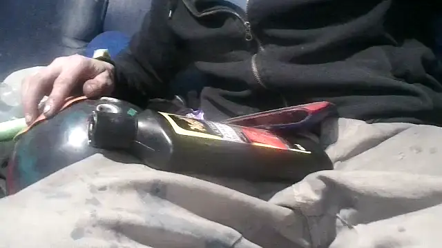 Snapshot of robeaulieu02 chatting on February 11, 2025, 6:08 am robeaulieu02 online show from February 11, 2025, 6:08 am