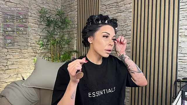 NattyFierros online show from February 16, 2026, 5:47 am