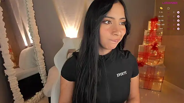 amber curly online show from December 13, 2024, 9:20 pm