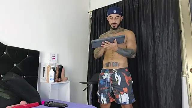 john cartter1 online show from February 13, 2025, 11:06 am