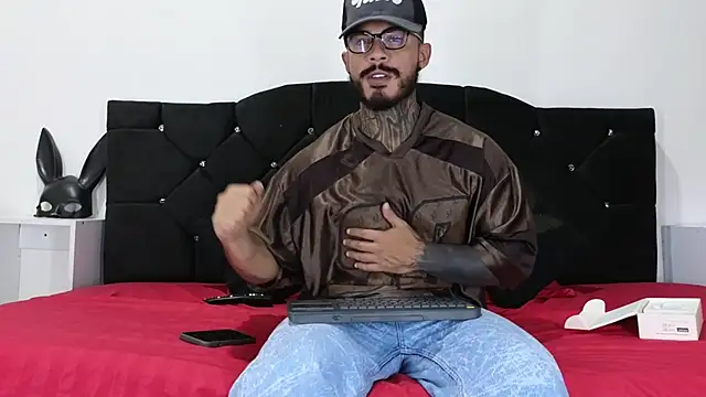 john cartter1 online show from March 1, 2025, 7:04 pm