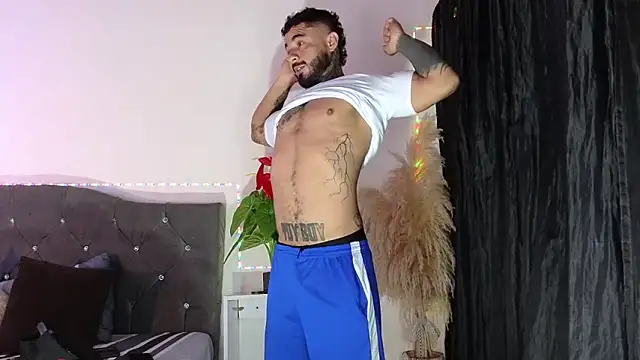 john cartter1 online show from April 22, 2026, 12:07 pm