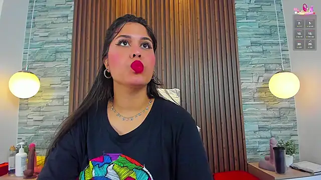 Snapshot of alannavidal chatting on November 5, 2025, 3:06 am alannavidal online show from November 5, 2025, 3:06 am