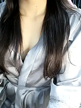  Linez  online show from October 12, 2025, 6:07 pm