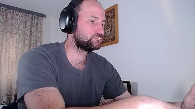 Snapshot of Popadosik_Mod chatting on March 3, 2026, 10:43 am Popadosik Mod online show from March 3, 2026, 10:43 am