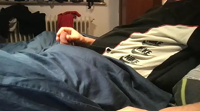 Snapshot of Geilerjung69 chatting on March 13, 2025, 5:54 am Geilerjung69 online show from March 13, 2025, 5:54 am