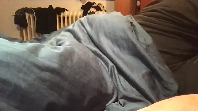 Snapshot of Geilerjung69 chatting on November 18, 2025, 5:12 am Geilerjung69 online show from November 18, 2025, 5:12 am