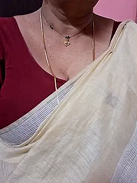 ananya956 online show from April 2, 2026, 12:25 pm