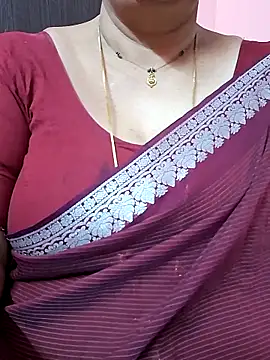 ananya956 online show from April 16, 2026, 11:51 pm