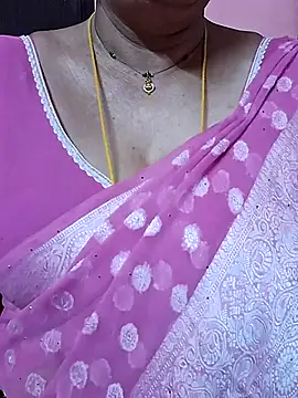 ananya956 online show from April 20, 2026, 12:24 am