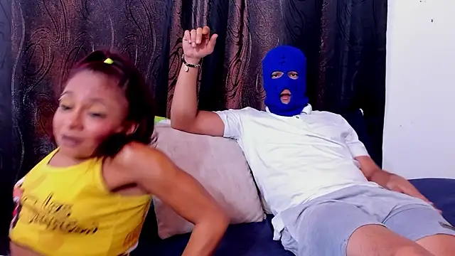 Lauren Hills069 online show from September 18, 2025, 9:06 pm