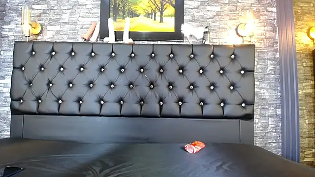 Malory Cortez online show from November 8, 2025, 4:51 pm