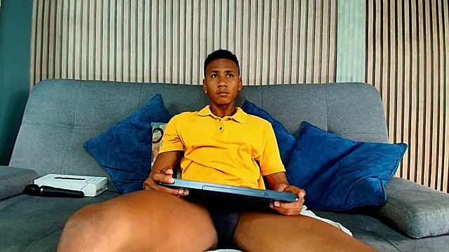 Ethan Fox11 online show from February 16, 2026, 1:40 pm